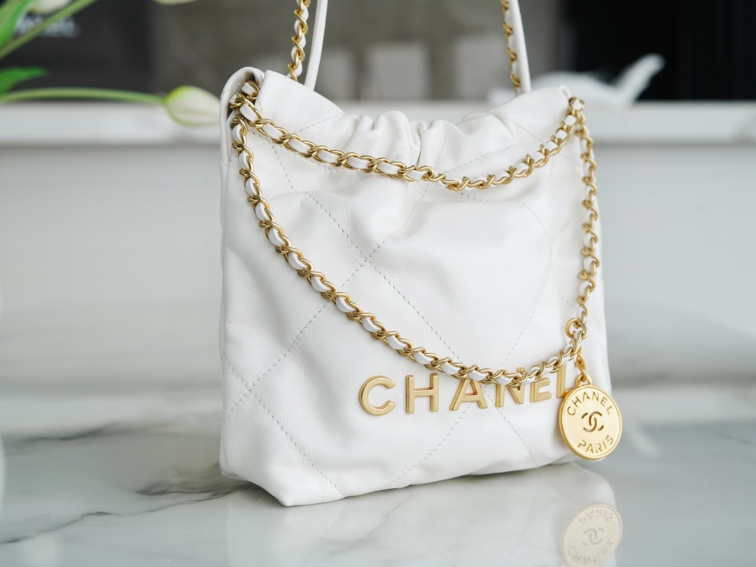 CHANEL✦ 23S Spring/Summer New 22Mini Bag, White, Calfskin  