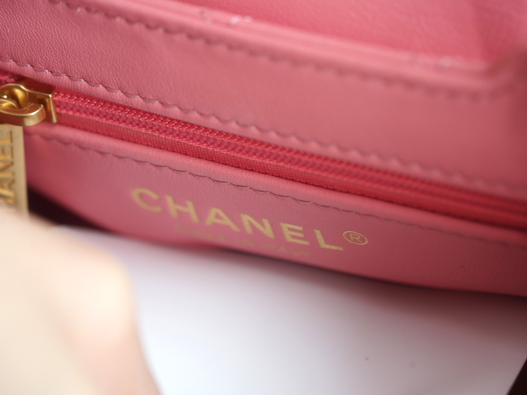 CHANEL✦ 23K Kelly Handle Bag, Coral Pink, Large  