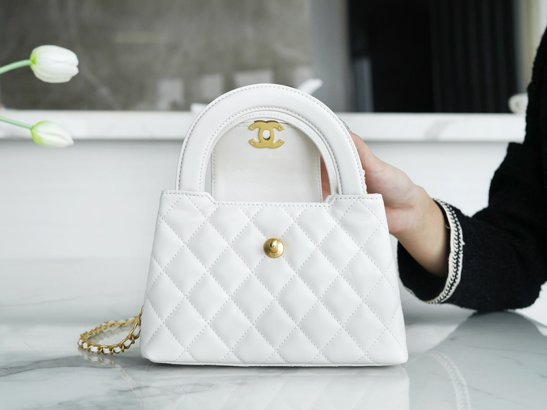 CHANEL✦ 23K Kelly Handle Bag, White, Large