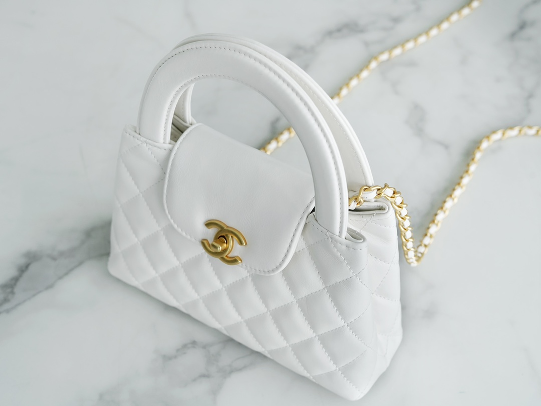 CHANEL✦ 23K Kelly Handle Bag, White, Large