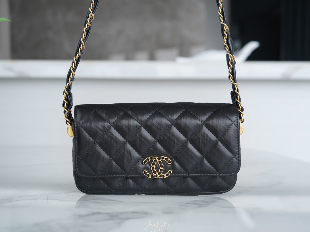 Chanel 23K Fall/Winter 19 Large Shoulder Strap Baguette Bag, Black with Gold Wrinkled Leather  