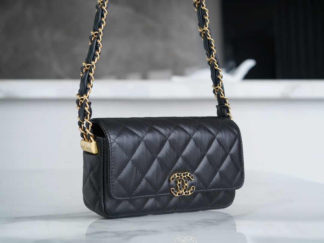 Chanel 23K Fall/Winter 19 Large Shoulder Strap Baguette Bag, Black with Gold Wrinkled Leather  