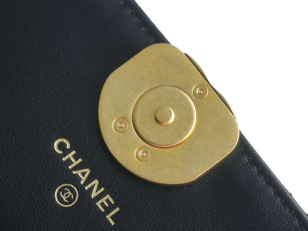 Chanel 23K Fall/Winter 19 Large Shoulder Strap Baguette Bag, Black with Gold Wrinkled Leather  