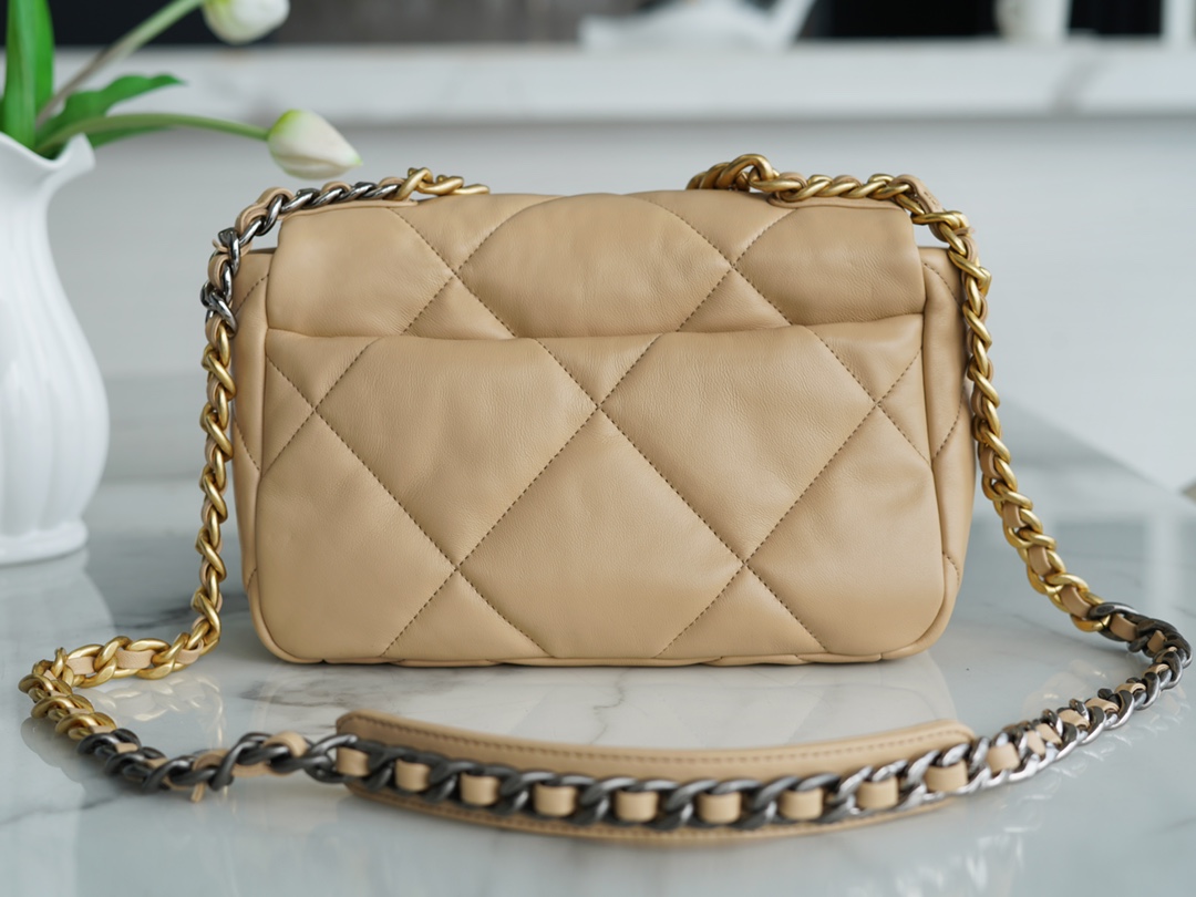 Chanel 2020 Fall/Winter New 19 Bag, Apricot, Small Size  