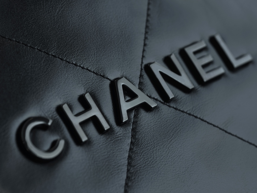 Chanel 22K Bag, So Black, Full Black, Medium  