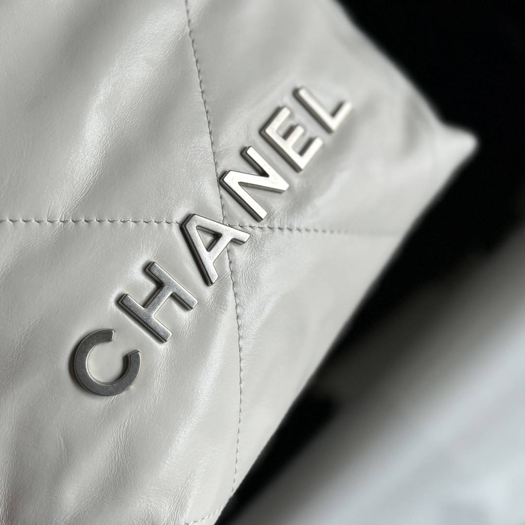 Chanel 23S 22 Mini Bag, Silver  