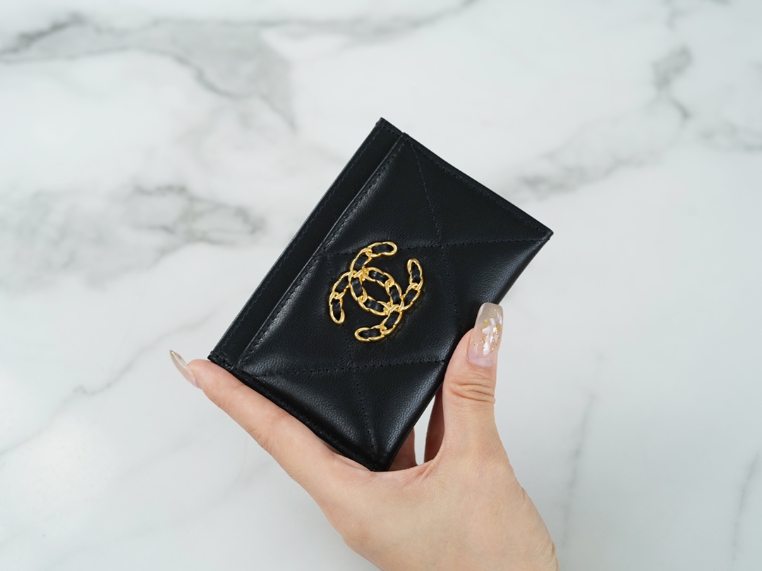 19 Series Card Holder, Classic Color, Black Gold  