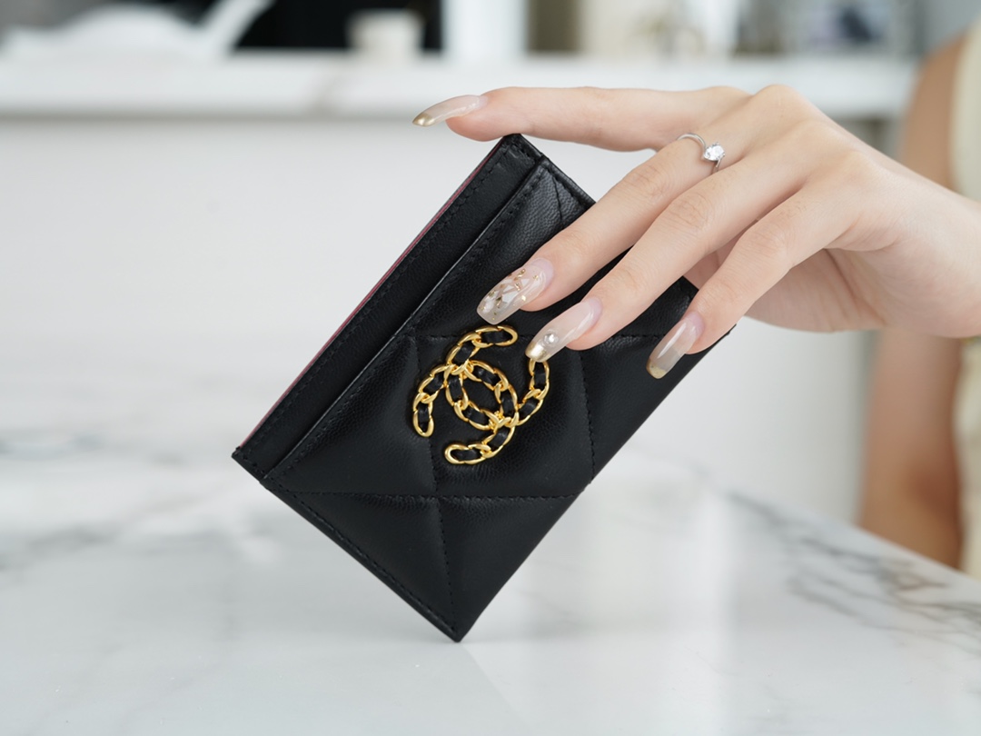 19 Series Card Holder, Classic Color, Black Gold  