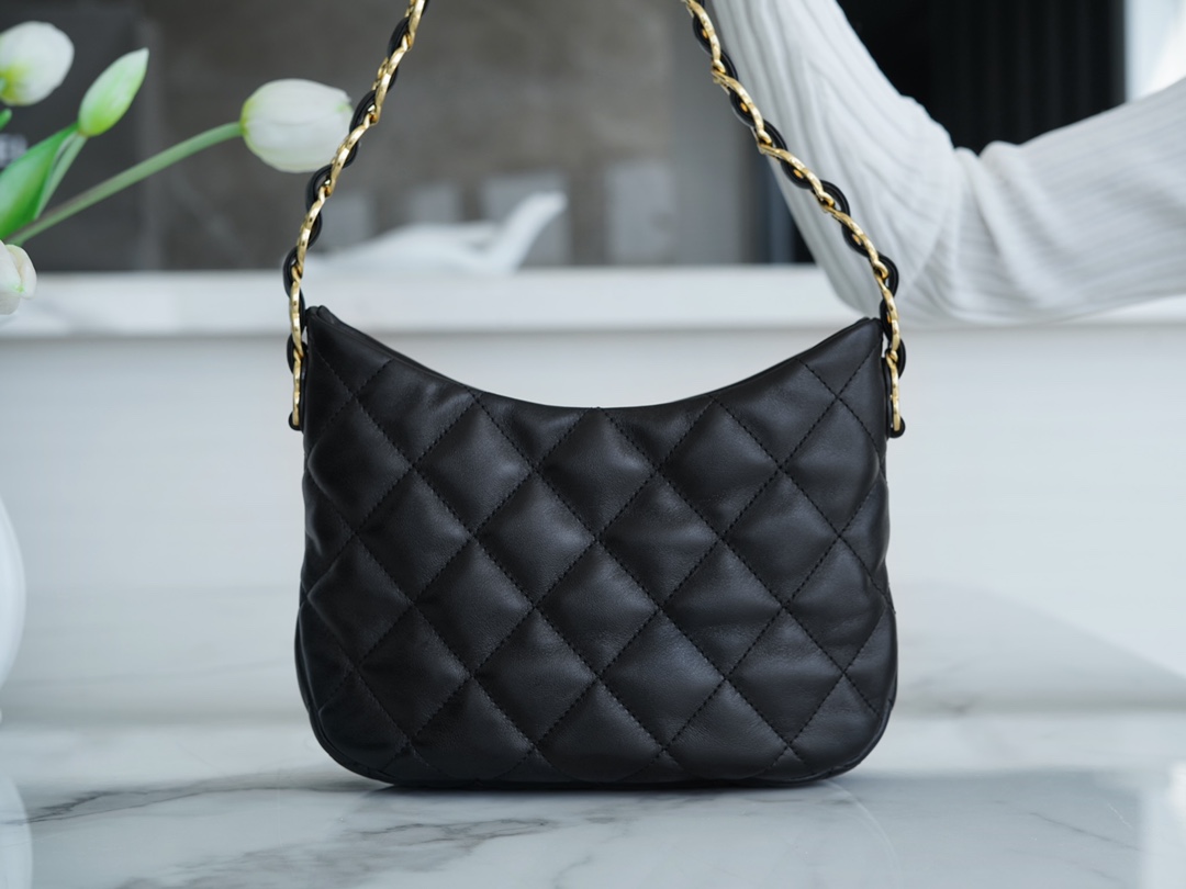 Chanel 22K Hobo Underarm Bag, Black