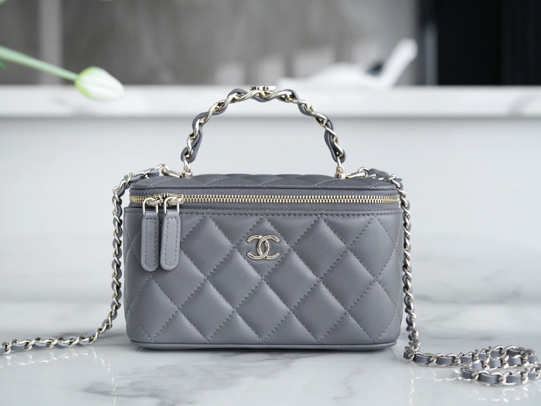 Chanel 23K Fall/Winter New "Mini Double C" Handle Long Box, Gray, Lambskin  