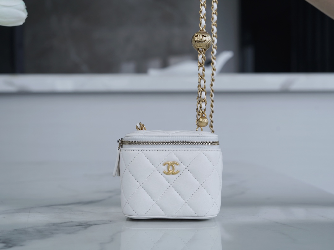 Chanel Metal Ball Series 22B New Small Box, White  