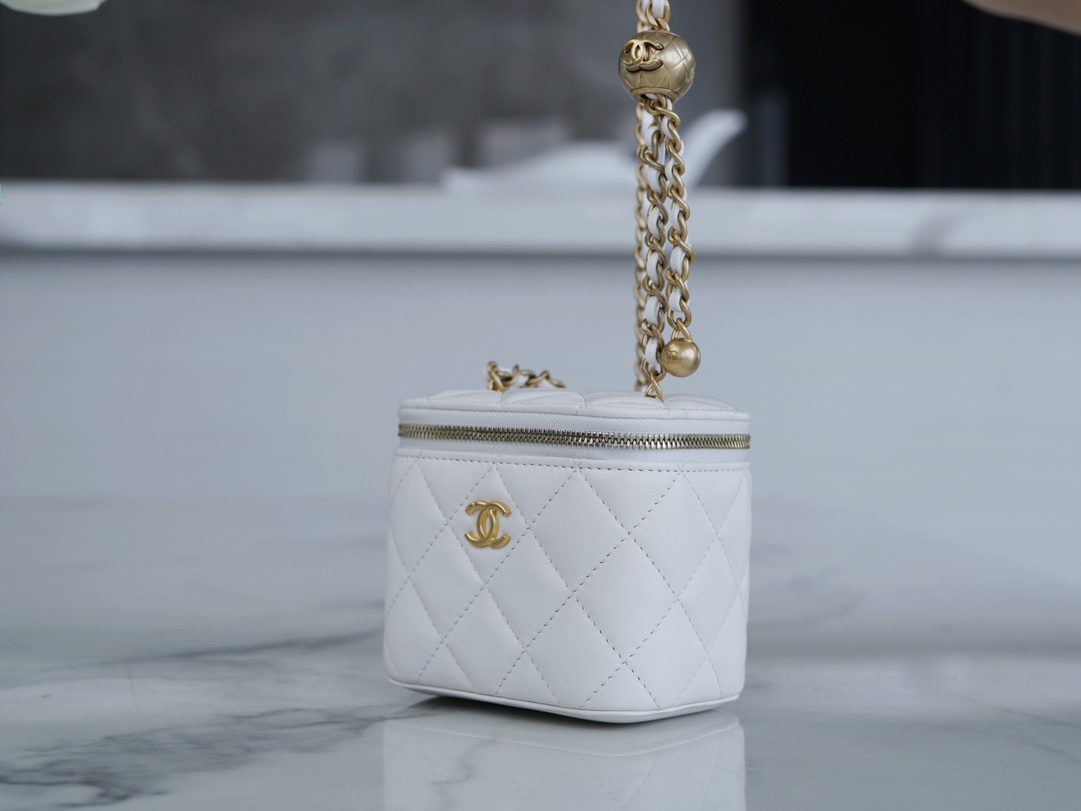 Chanel Metal Ball Series 22B New Small Box, White  