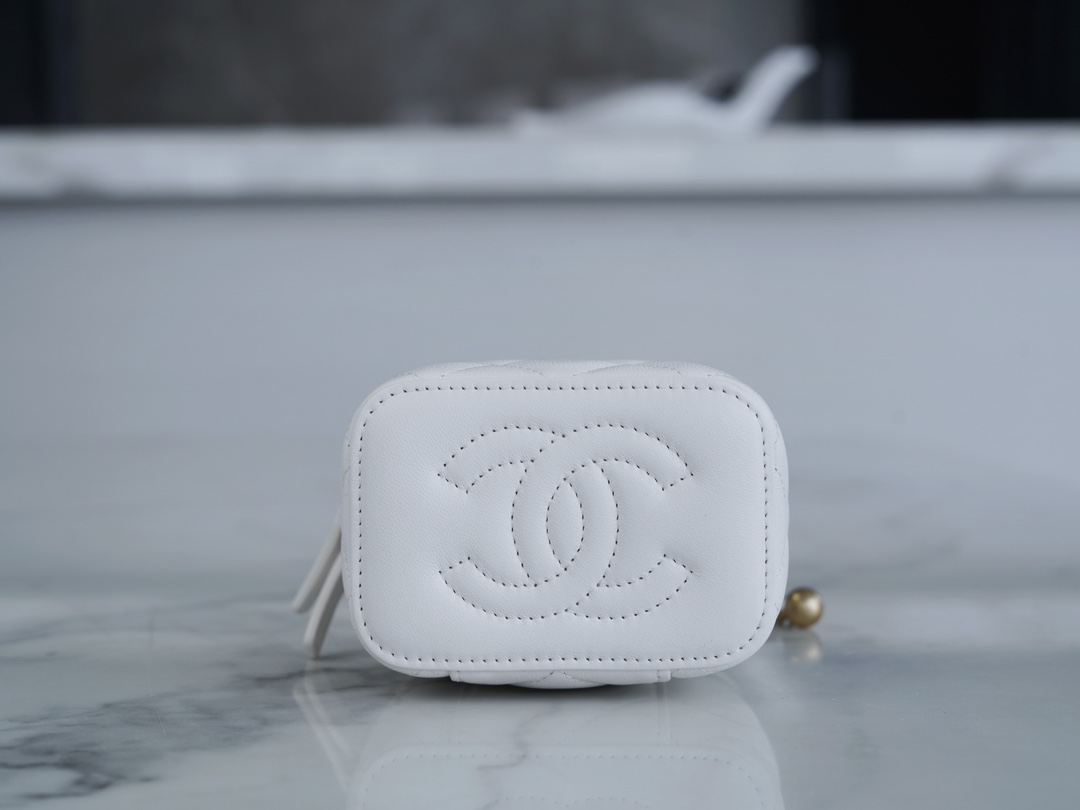 Chanel Metal Ball Series 22B New Small Box, White  