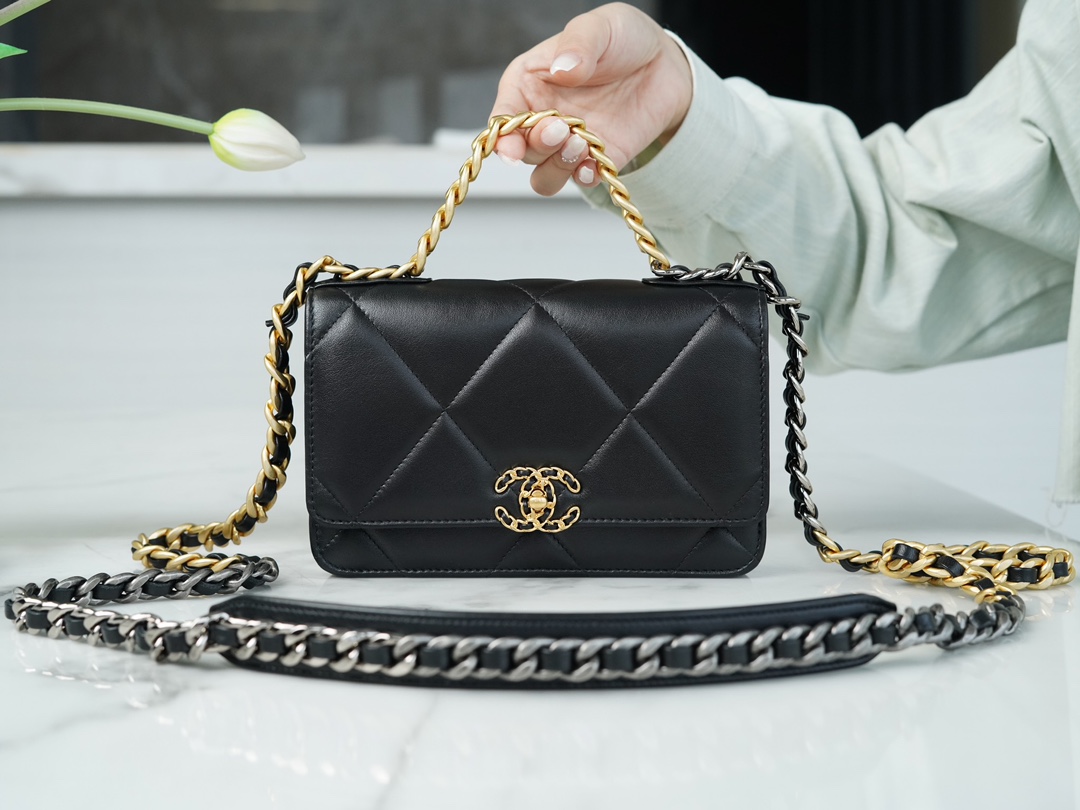 CHANEL 23P New 19WOC Black & Gold Chanel 19WOC  