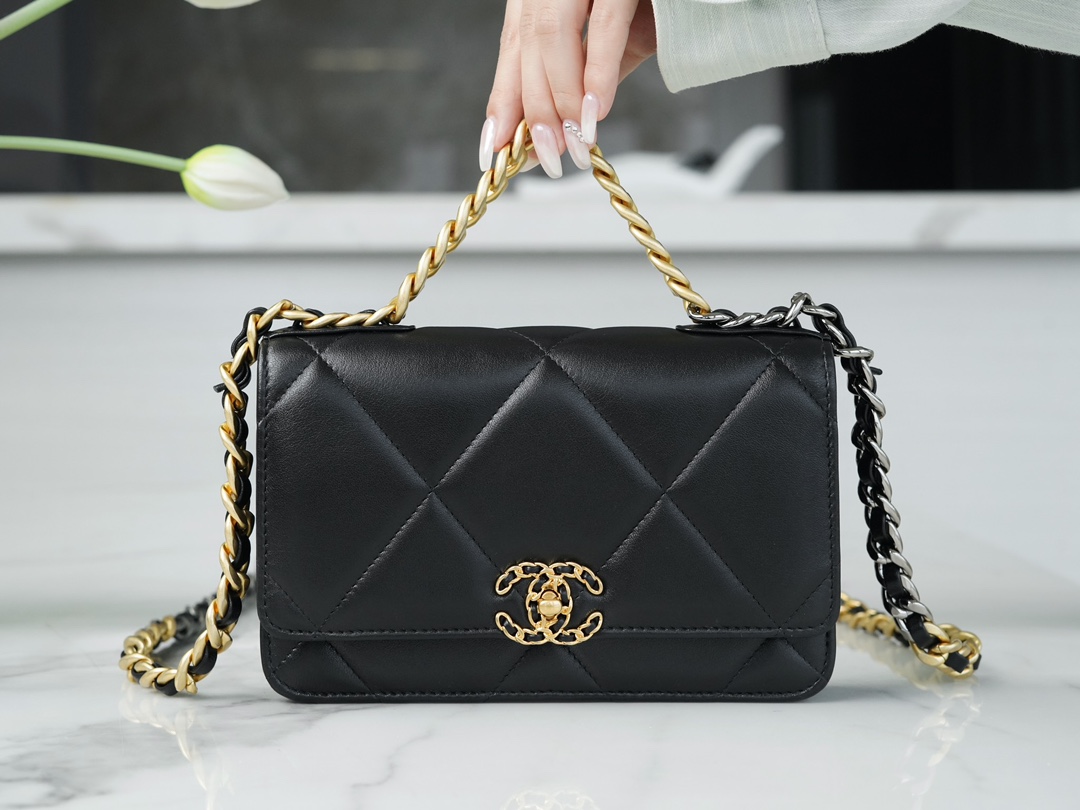 CHANEL 23P New 19WOC Black & Gold Chanel 19WOC  