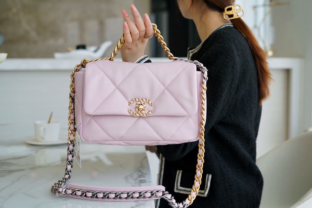 CHANEL 19 Bag 2021 Spring/Summer New Color Light Pink Small  