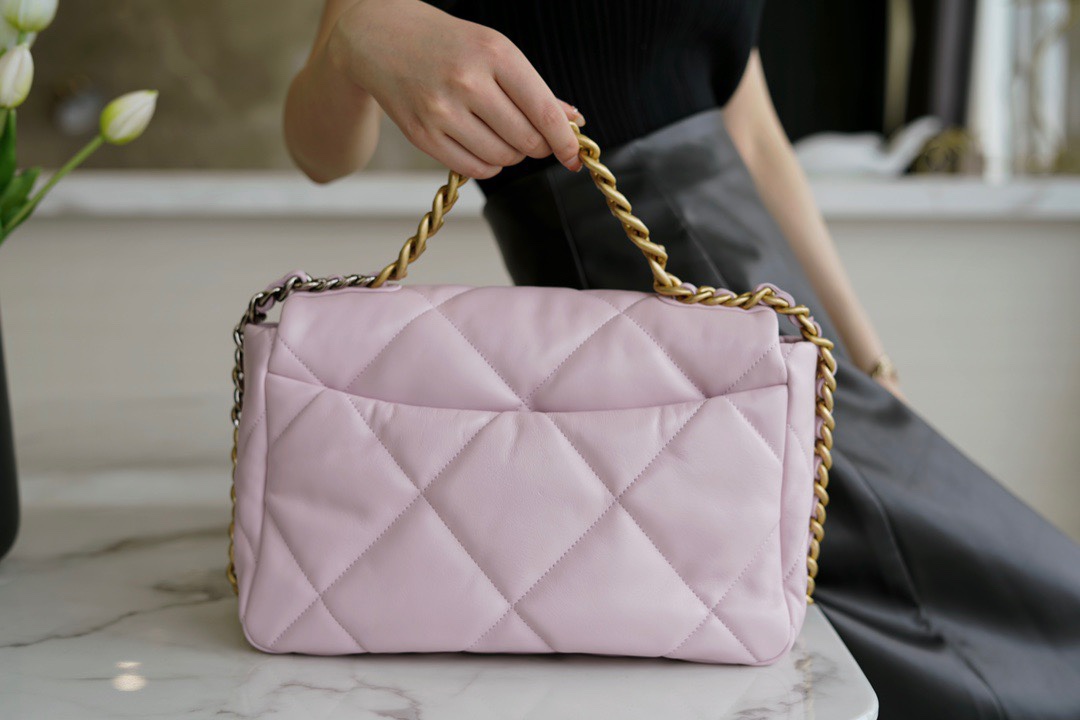 CHANEL 19 Bag 20/21 Spring/Summer New Color Sakura Pink Medium  