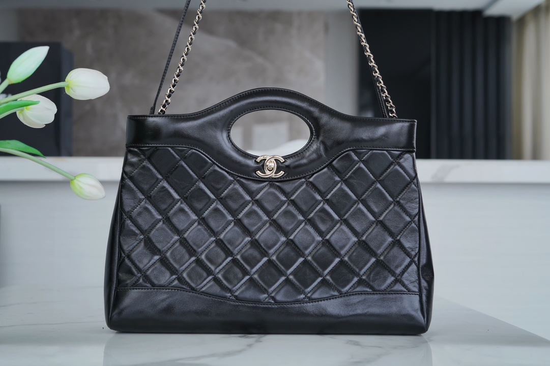 Chanel 24S 31 Bag Medium Horizontal Black Oiled Waxed Creased Lambskin  