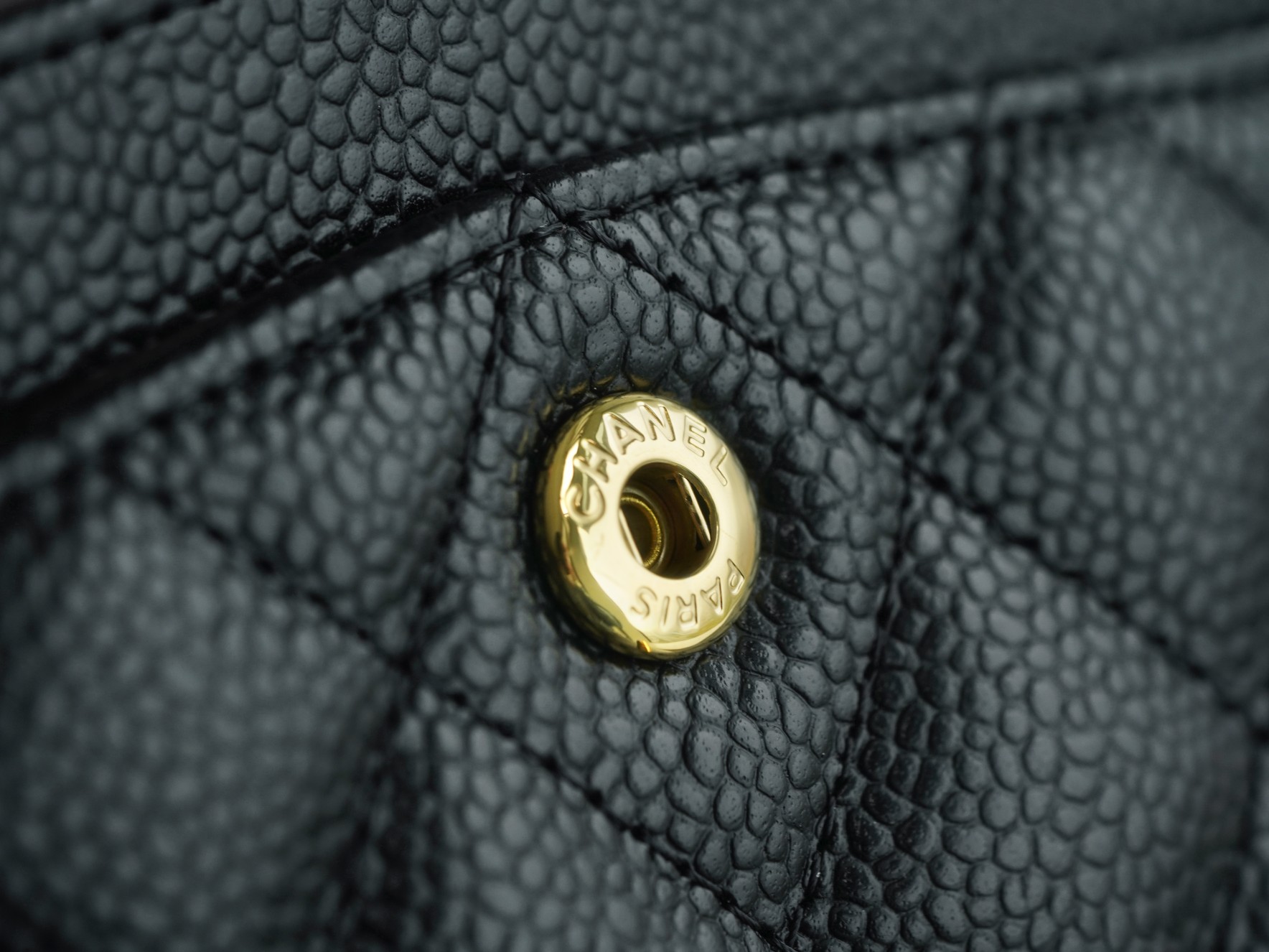 CF Classic Flap | Small Black & Gold Lizard Grain Calfskin  