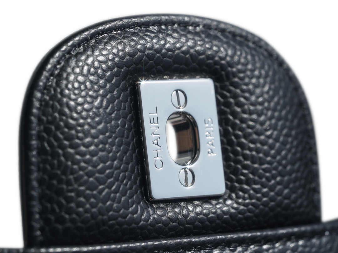 CF Classic Flap Jumbo Caviar Calfskin Black & Silver  