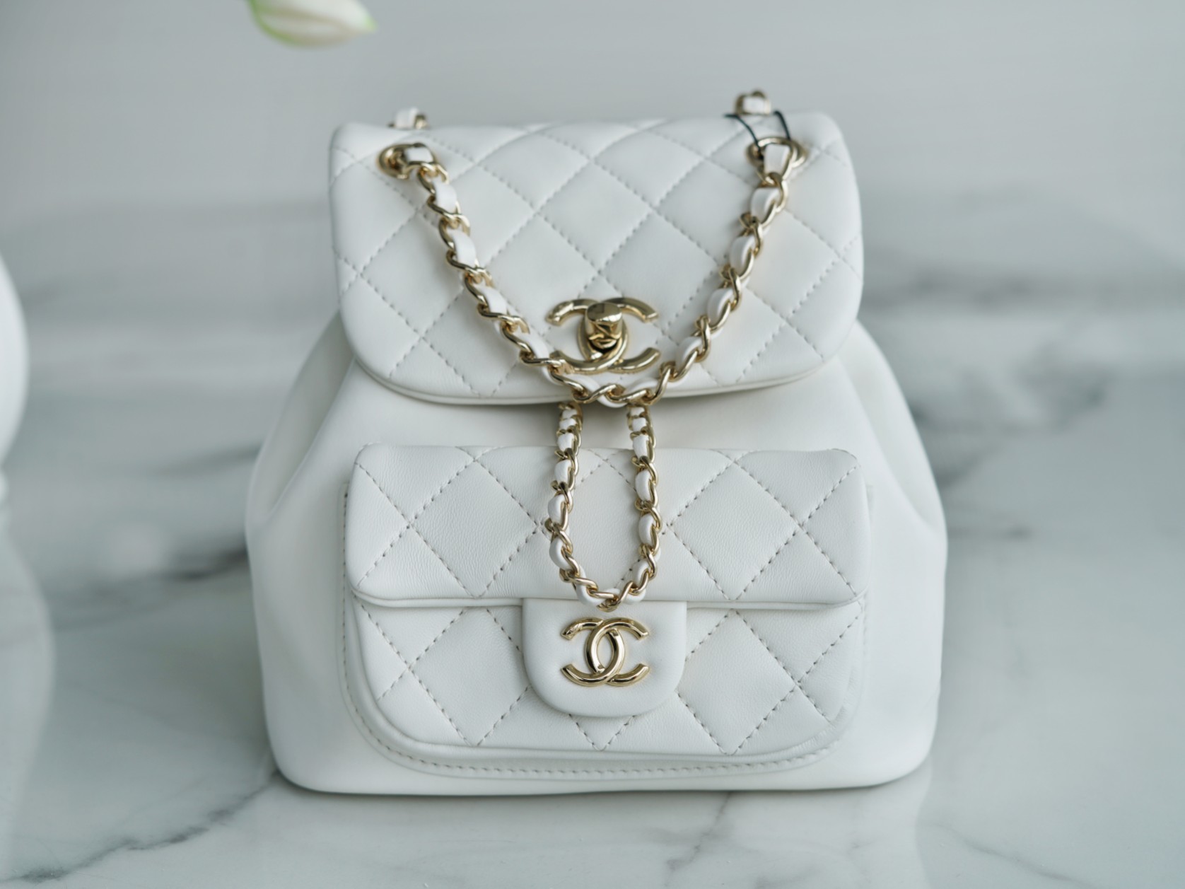 CHANEL✦ 22A New Duma Backpack Lambskin White  