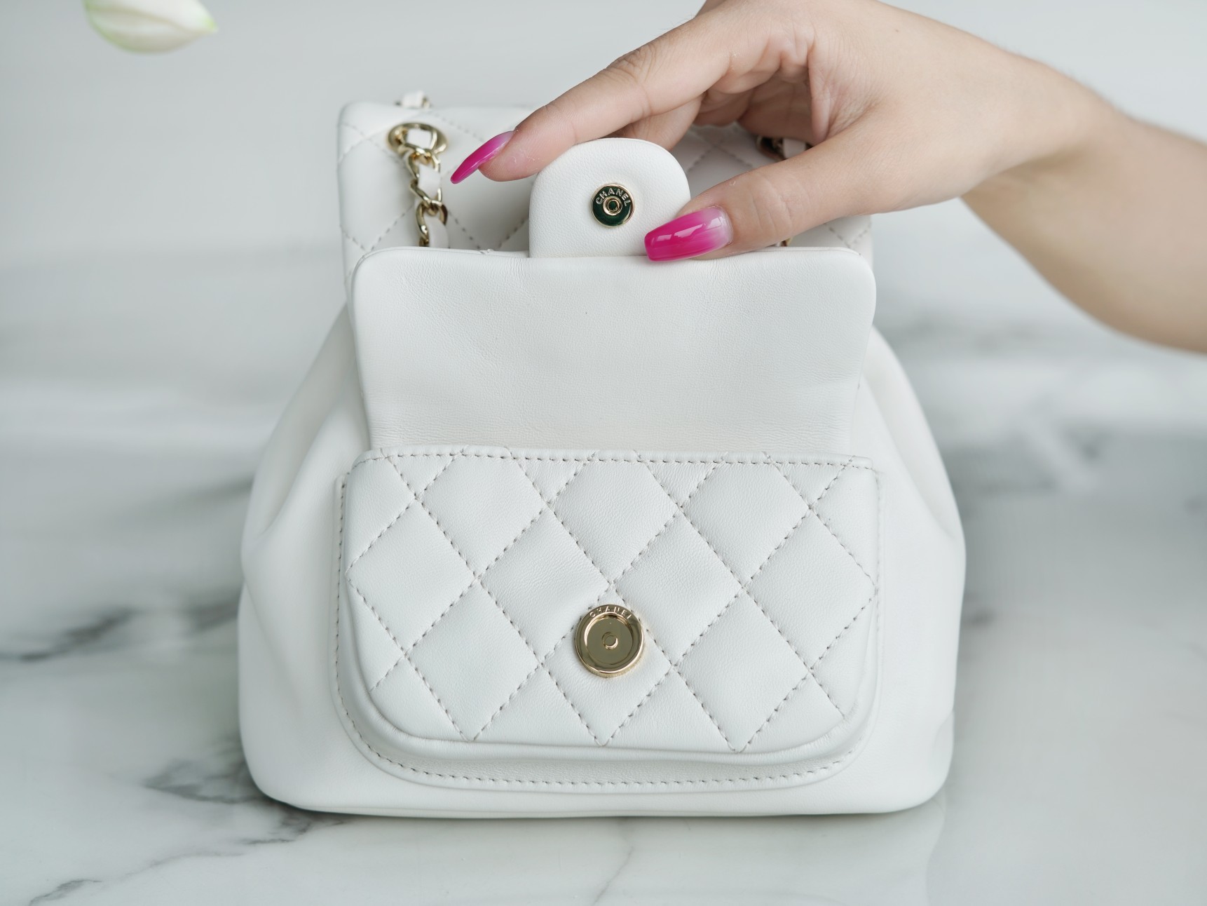 CHANEL✦ 22A New Duma Backpack Lambskin White  