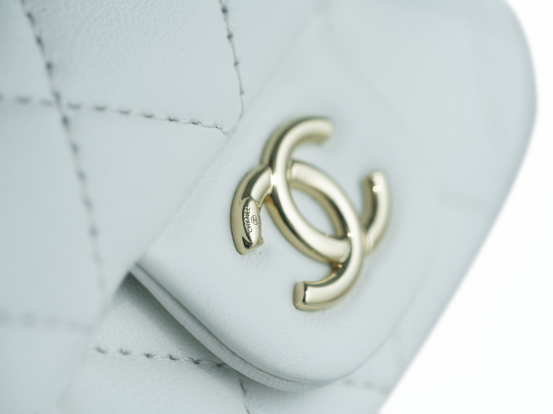 CHANEL✦ 22A New Duma Backpack Lambskin White  