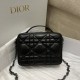 Camera Bag, Classic Diamond Lattice, Calfskin, Size: 19*5*14cm  