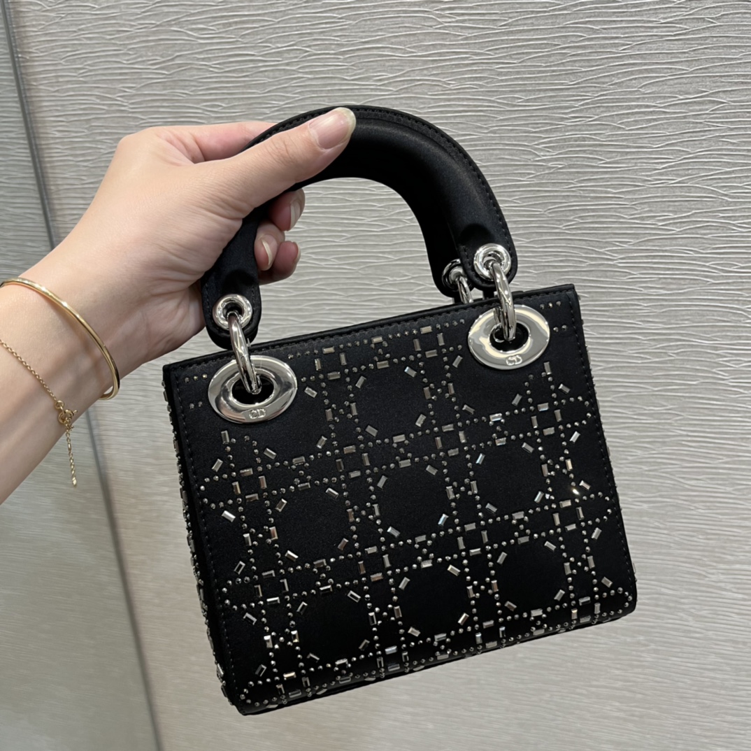 Lady Dior, Size: 17cm  