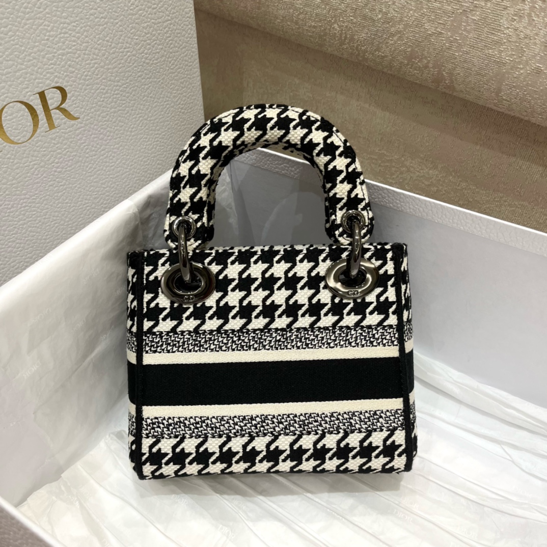 Lady Dior Aviary Series, Size: 17*7*15cm  