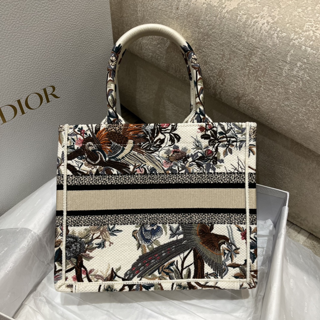 Autumn/Winter Tote with Exquisite Magpie Flower Embroidery, Small Size: 26*8*22cm  