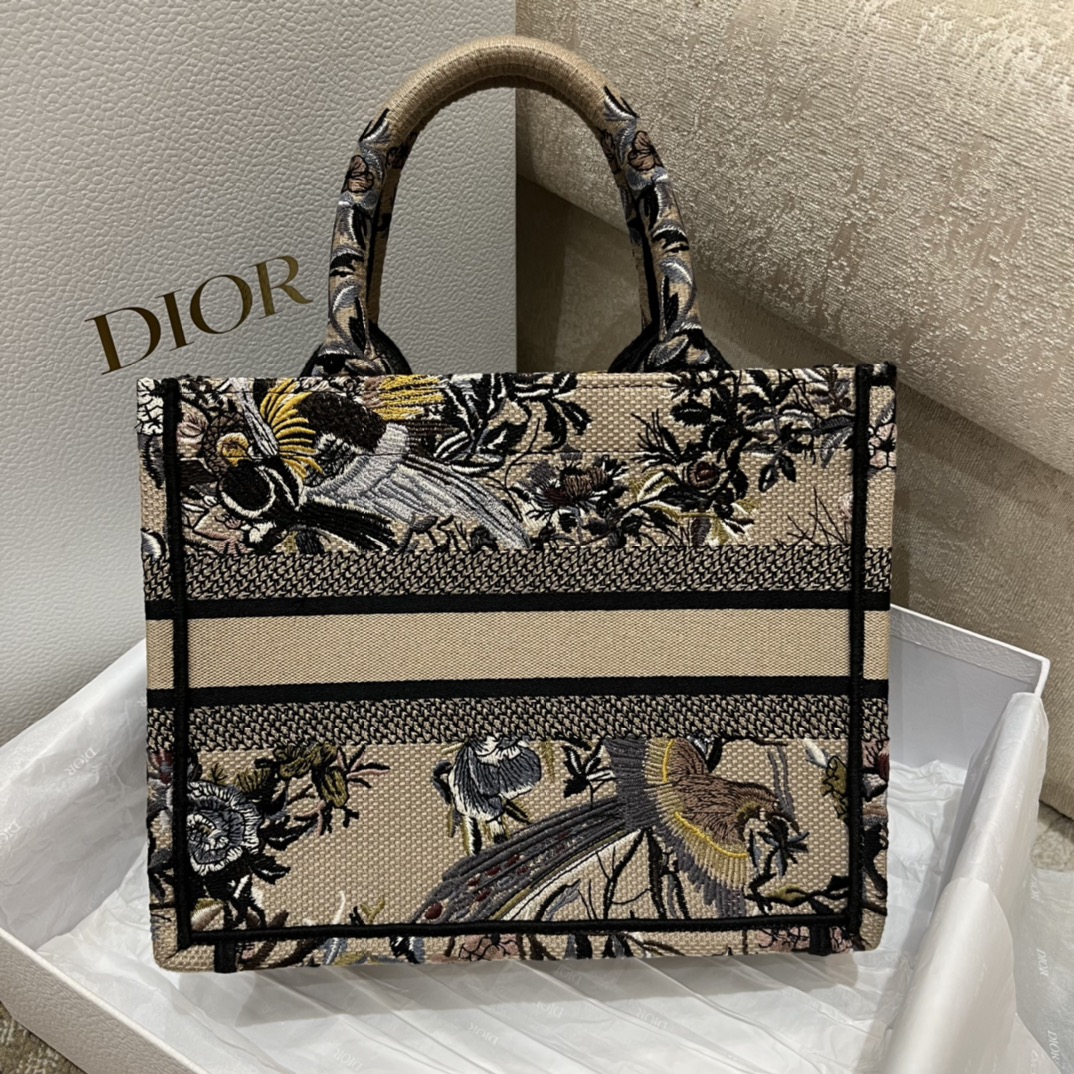 Autumn/Winter Tote with Exquisite Magpie Flower Embroidery, Small Size: 26*8*22cm  