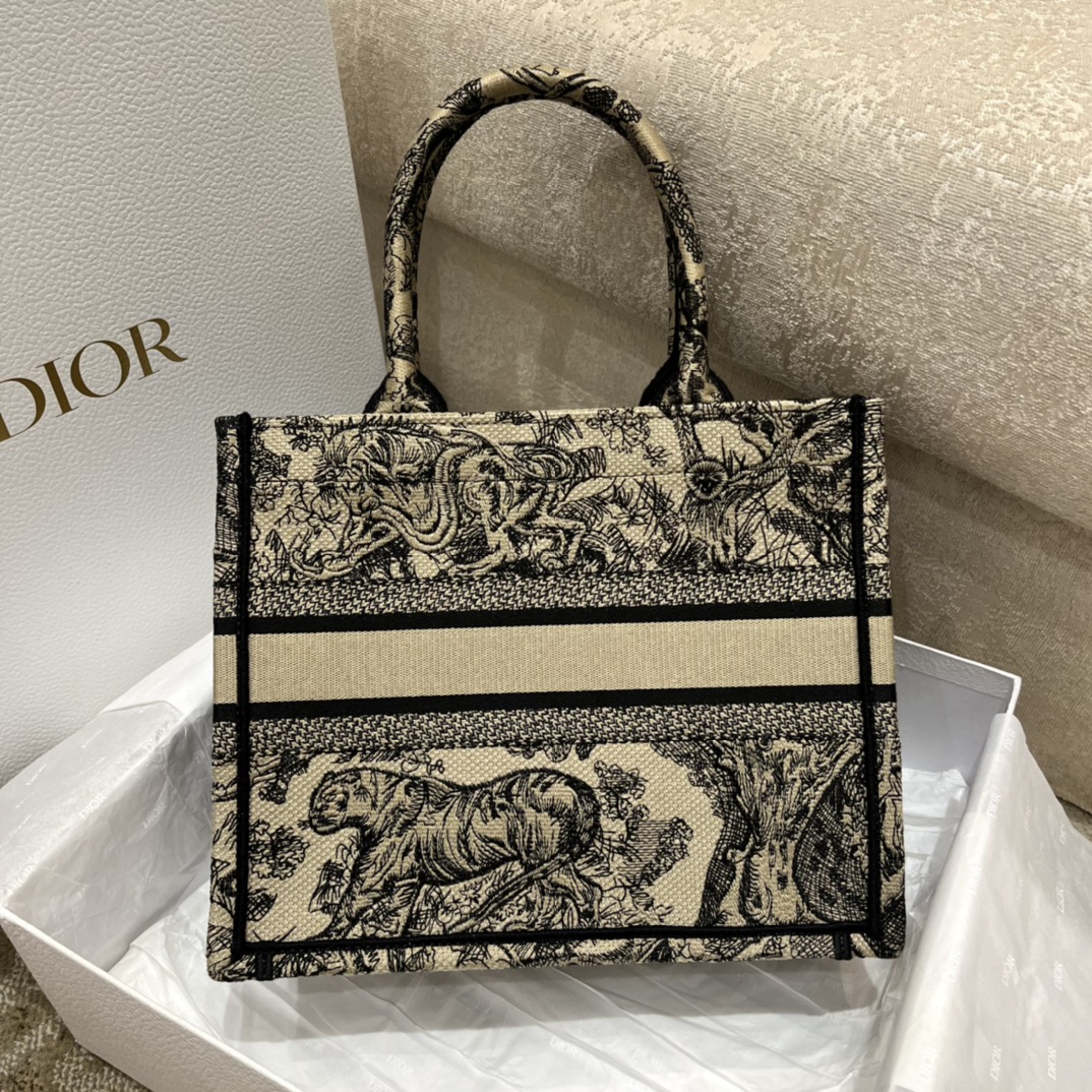 Tote Tiger Embroidery Classic Color, Size: 26*8*22cm  