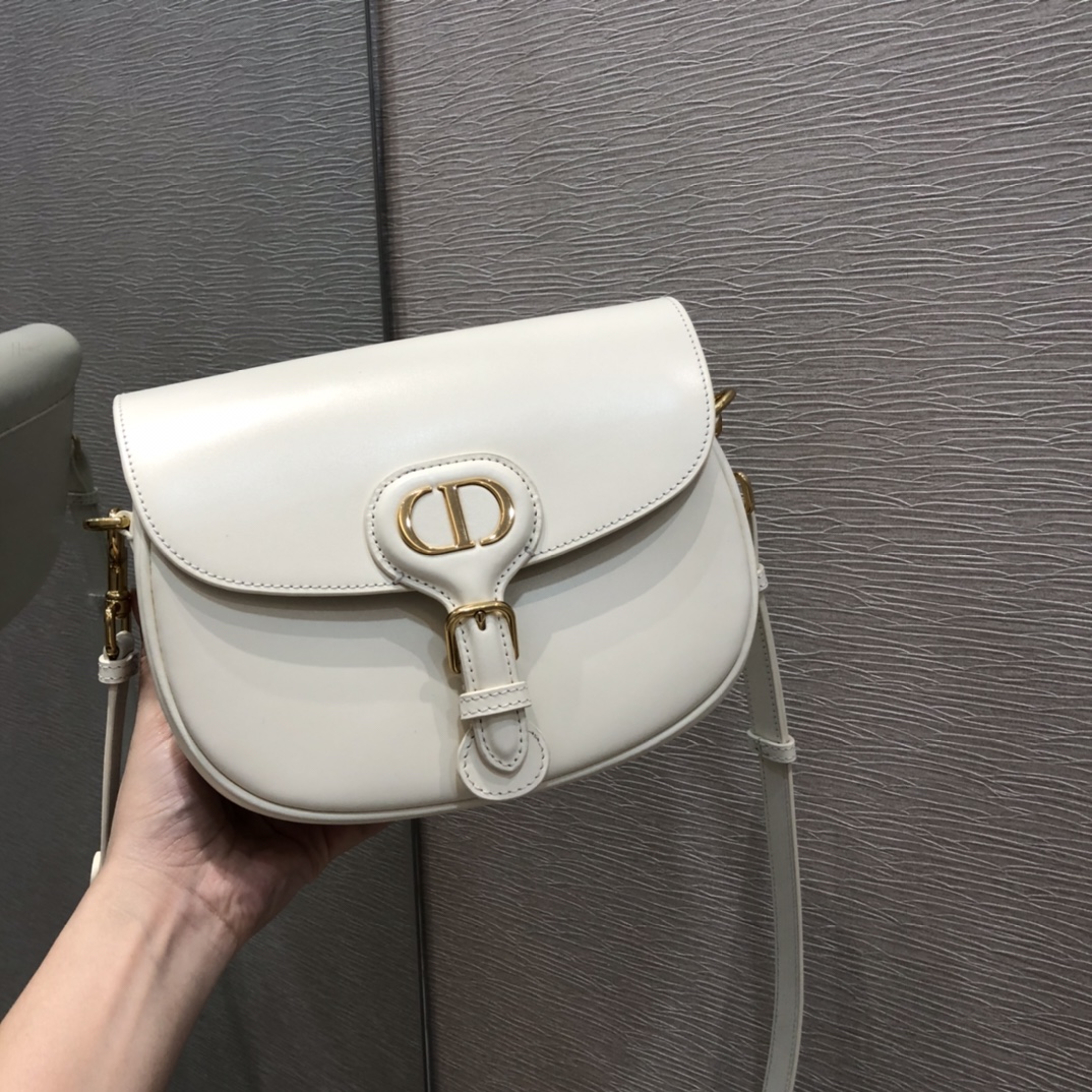 Bobby Series, White Cowhide, Medium Size: 22*17*6cm  