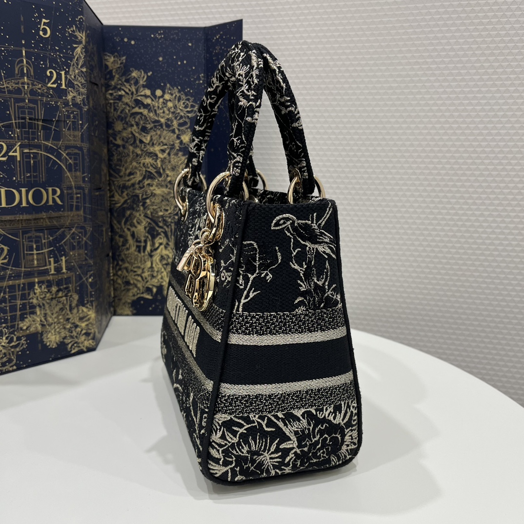 Lady Embroidered Series, Black-Gold Magpie Flower Pattern, Size: 24*11*20cm