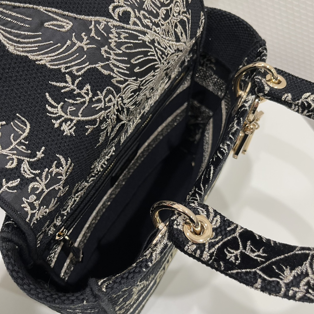 Lady Embroidered Series, Black-Gold Magpie Flower Pattern, Size: 24*11*20cm