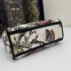 Lady's Autumn-Winter Embroidered Series, Three Grid Sizes, Romantic Floral Pattern, Size: 17*7*15cm