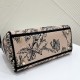 Lady's Latest Autumn-Winter Embroidered Series, Floral Embroidery, Size: 24*11*20cm