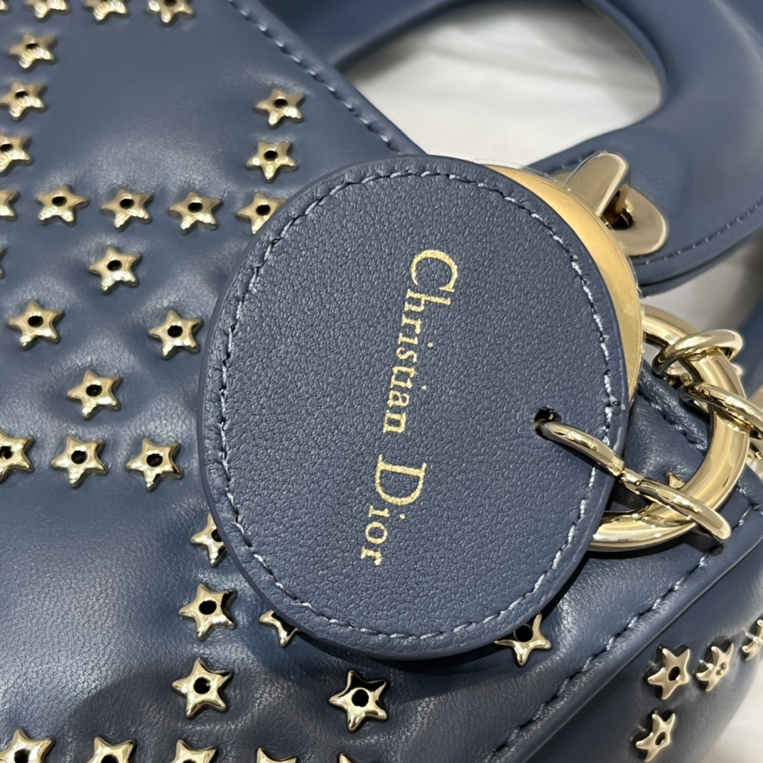 LADY LUCKY Qixi Limited Edition Series, Mini Lucky Star-shaped Rivet, Calfskin Leather, Size: 17cm