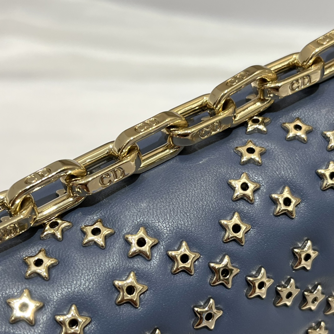 LUCKY Qixi Limited Edition Series, Mini Lucky Star-shaped Rivet, Calfskin Leather, Size: 21*3*13cm