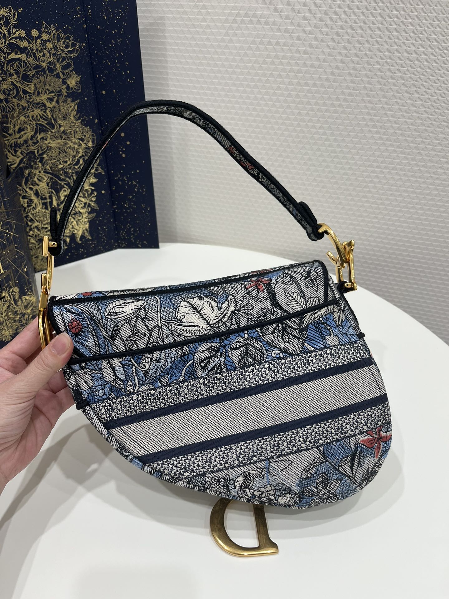 Saddle Bag Embroidered, Size: 25.5*6*20cm