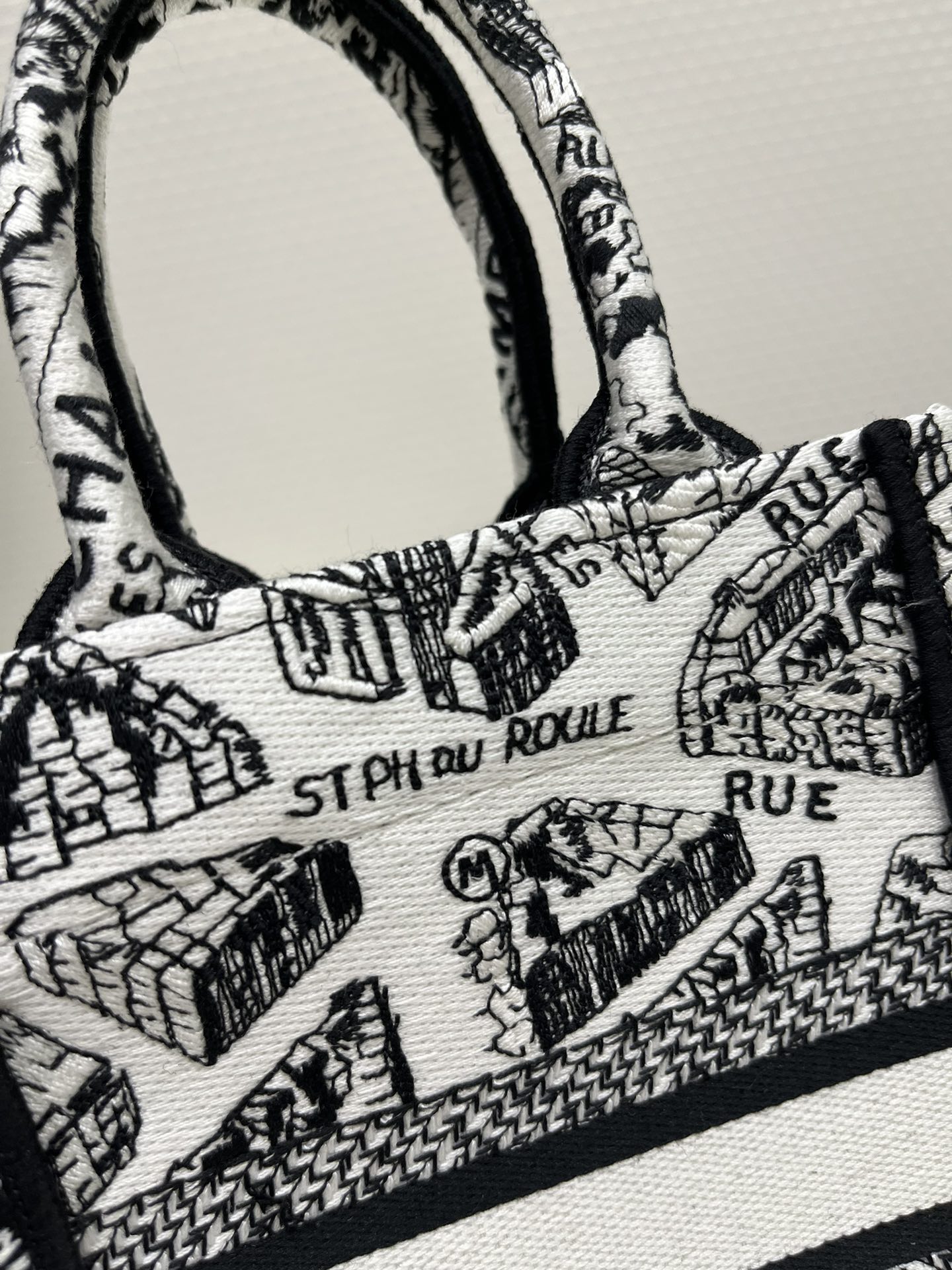 Vertical Mini, Tote Paris Map Series, Size: 13.5*5*18cm