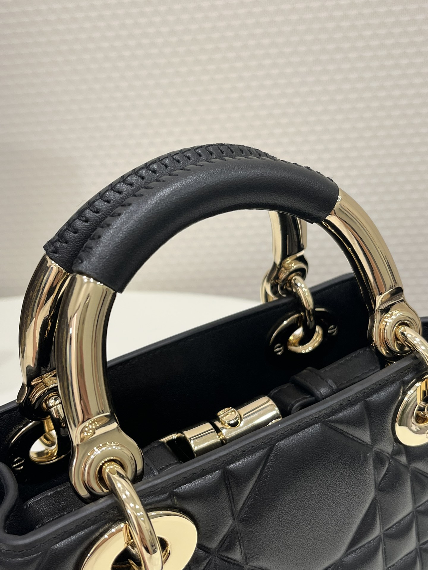 Black, LADY95-22 Mini Series, Lamb Leather, Size: 19*8*13cm  