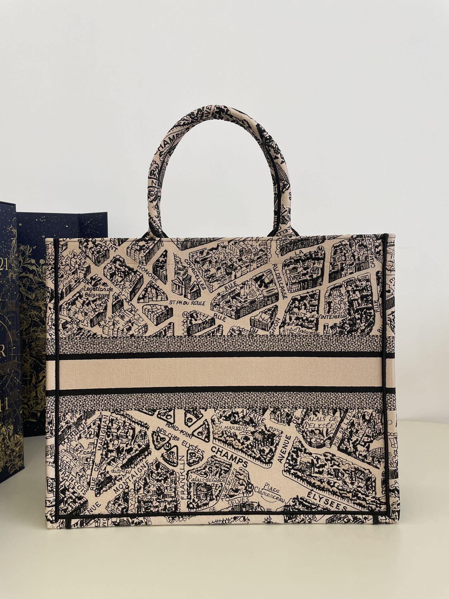 Large Grey Tote from Spring/Summer Collection with Romantic Paris Map Pattern, 42*18*35cm