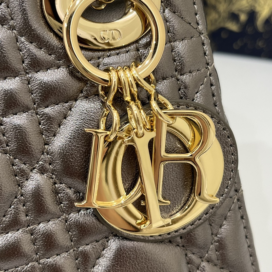 Classic Lady Dior, Three-Compartment, Sheepskin, Size: 17*7*15cm 