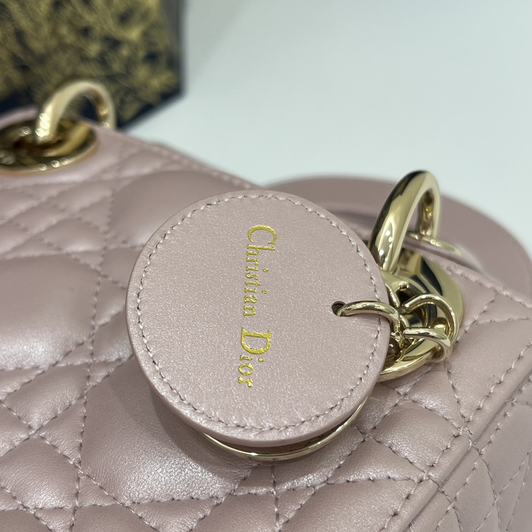 Classic Lady Dior, Three-Compartment, Sheepskin, Size: 17*7*15cm 