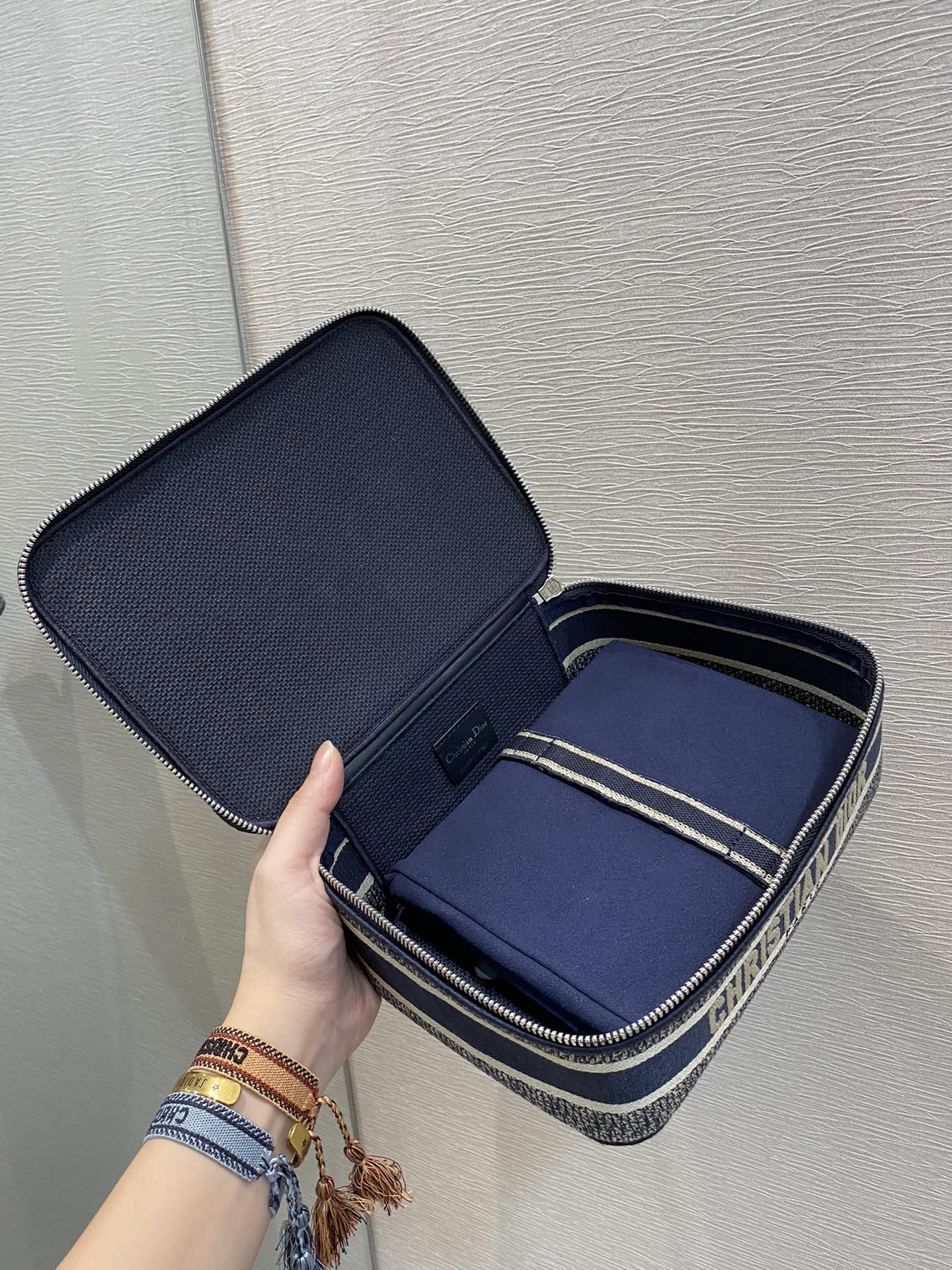 Classic Blue Canvas Makeup Bag, Size: 25*19.5*14  