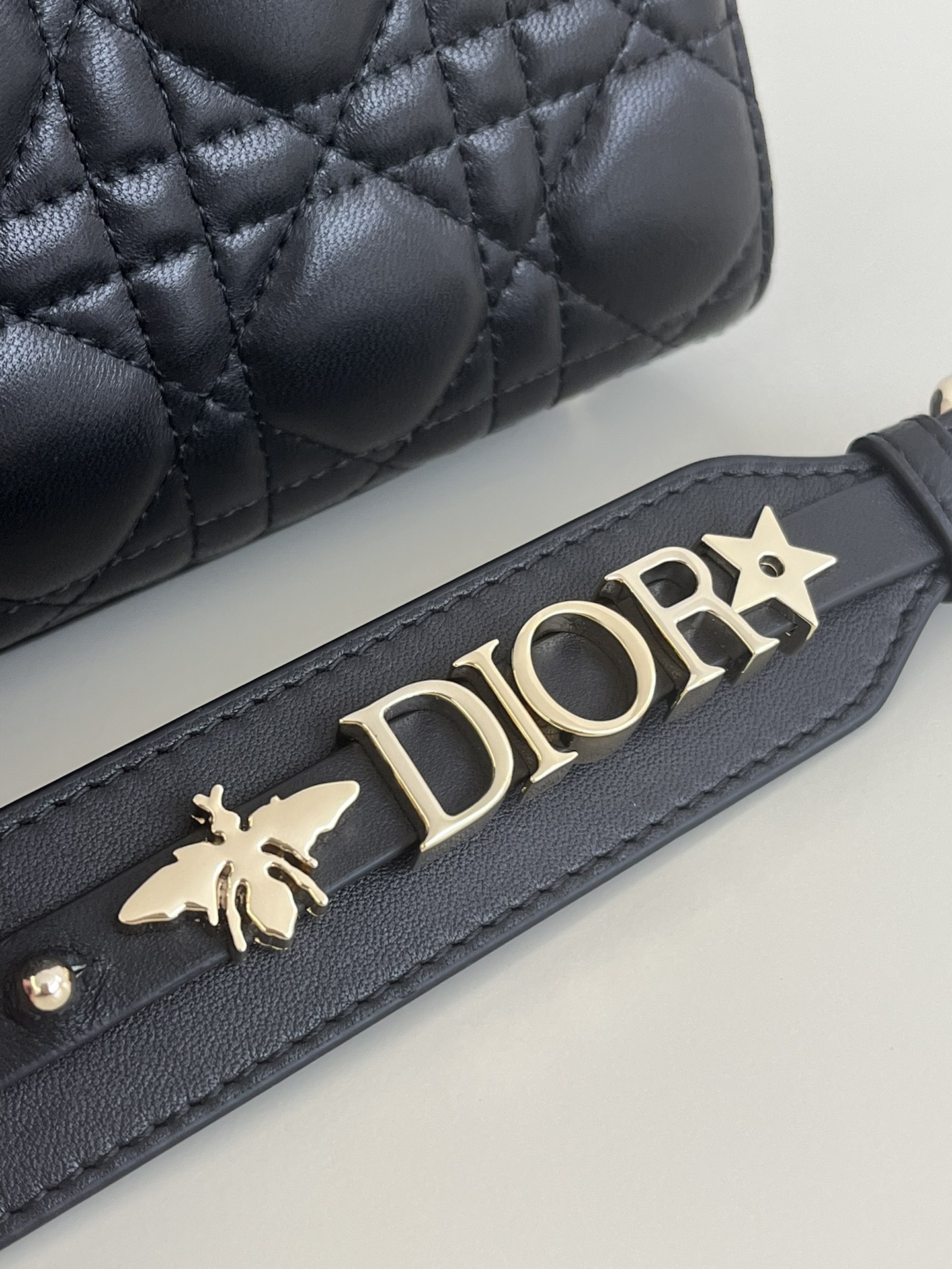 Lady Dior Four-Compartment Series, Letter Shoulder Strap, 6 Letters Included, Sheepskin, Size: 20*8*17cm