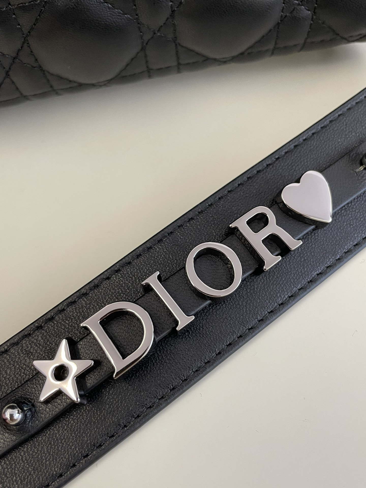 Lady Dior Four-Compartment Series, Letter Shoulder Strap, 6 Letters Included, Sheepskin, Size: 20*8*17cm