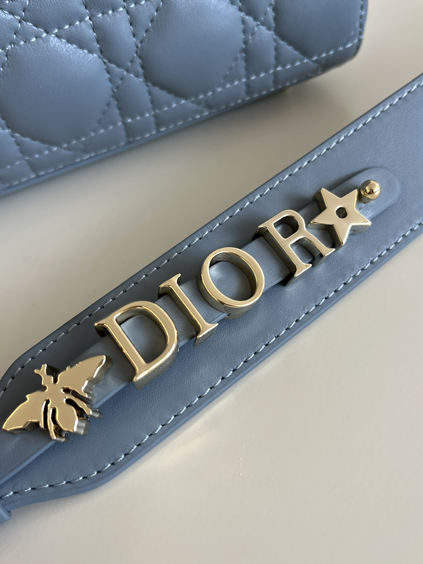 Lady Dior Four-Compartment Series, Letter Shoulder Strap, 6 Letters Included, Sheepskin, Size: 20*8*17cm